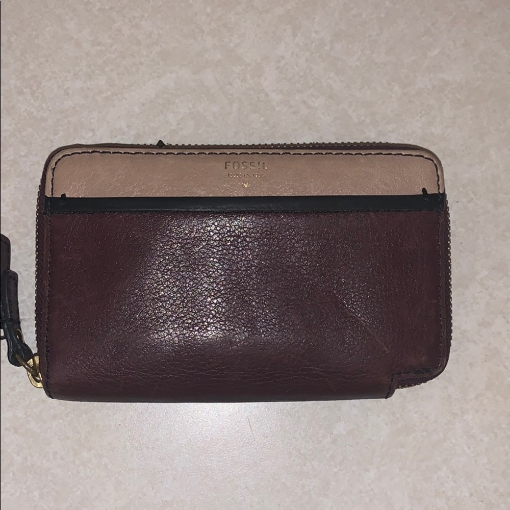 Fossil wallet